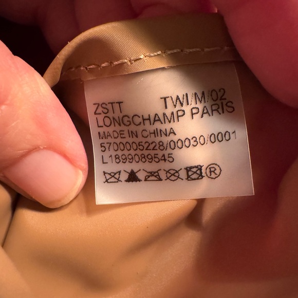 NWOT Longchamp handbag , Size Large , crimson/red - Picture 6 of 6